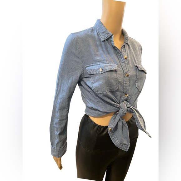It’s chambray button up - Picture 2 of 12